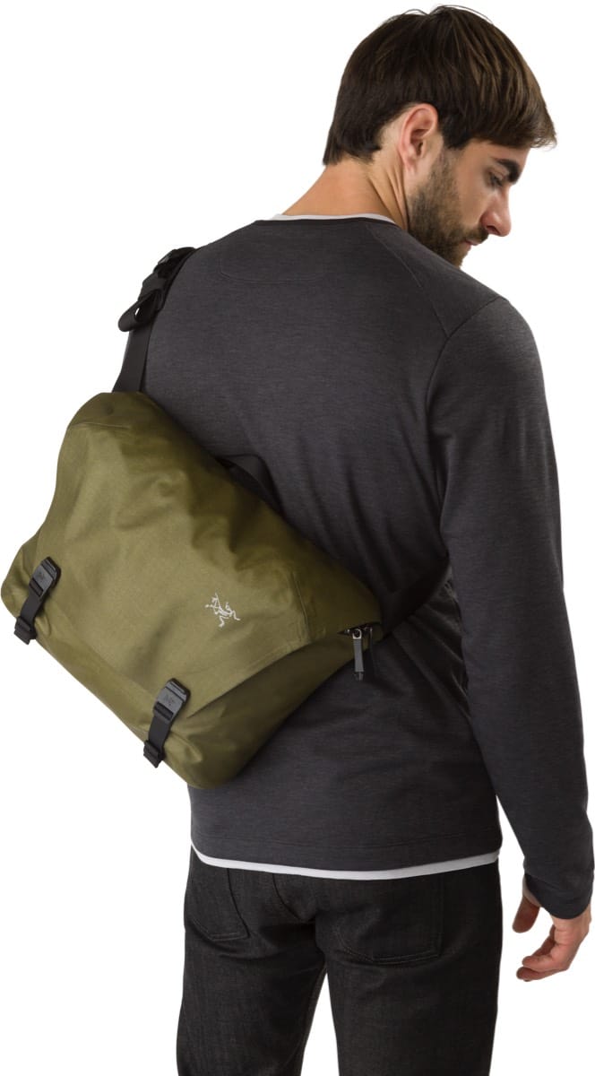 Arc'teryx Granville Courier Bag Black 10L Arc'teryx Arc'teryx Granville Courier Bag Black 10L Arc'teryx