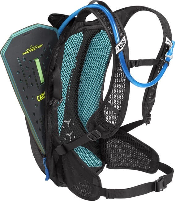 CamelBak Women's M.U.L.E. Pro 14 Black/White Camelbak CamelBak Women's M.U.L.E. Pro 14 Black/White Camelbak