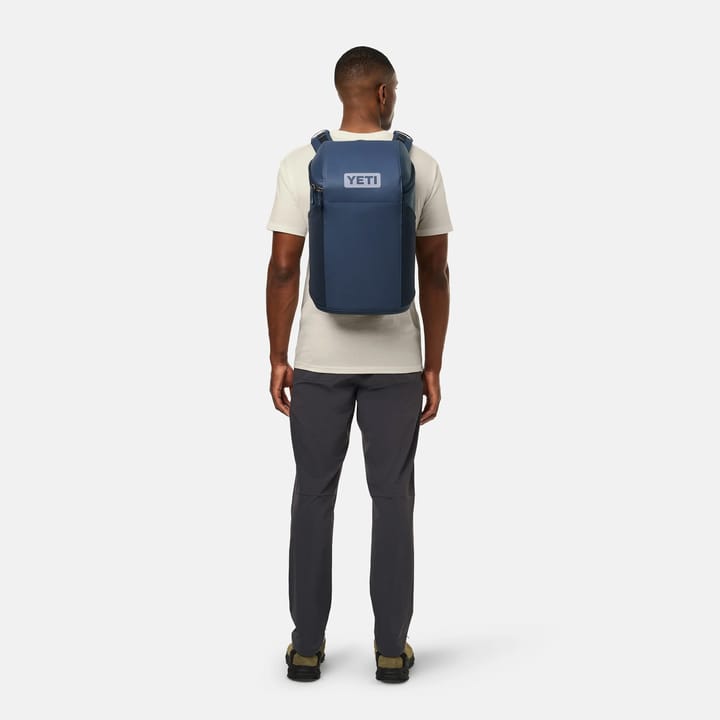 Yeti Daytrip 20L Insulated Backpack Classic Navy Yeti