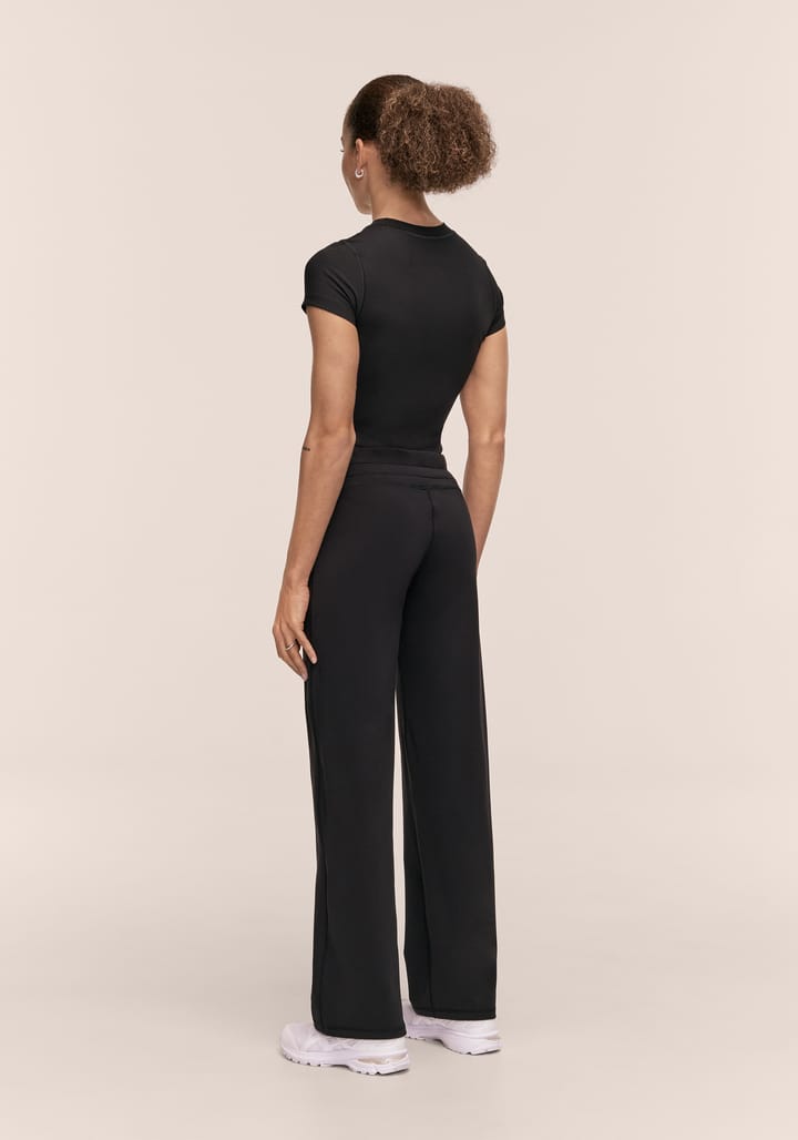 Casall Women's Soft Touch Straight Pant Black Casall