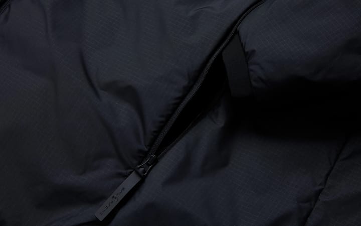 Sail Racing Men's Amplitude Primaloft Hood Carbon Sail Racing Sail Racing Men's Amplitude Primaloft Hood Carbon Sail Racing