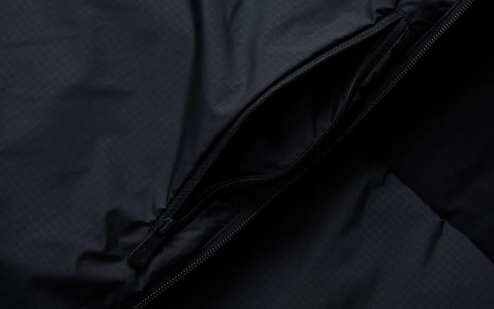 Sail Racing Men's Amplitude Primaloft Hood Carbon Sail Racing