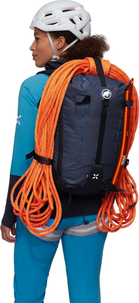 Mammut Trion 28 Women Marine-black Mammut