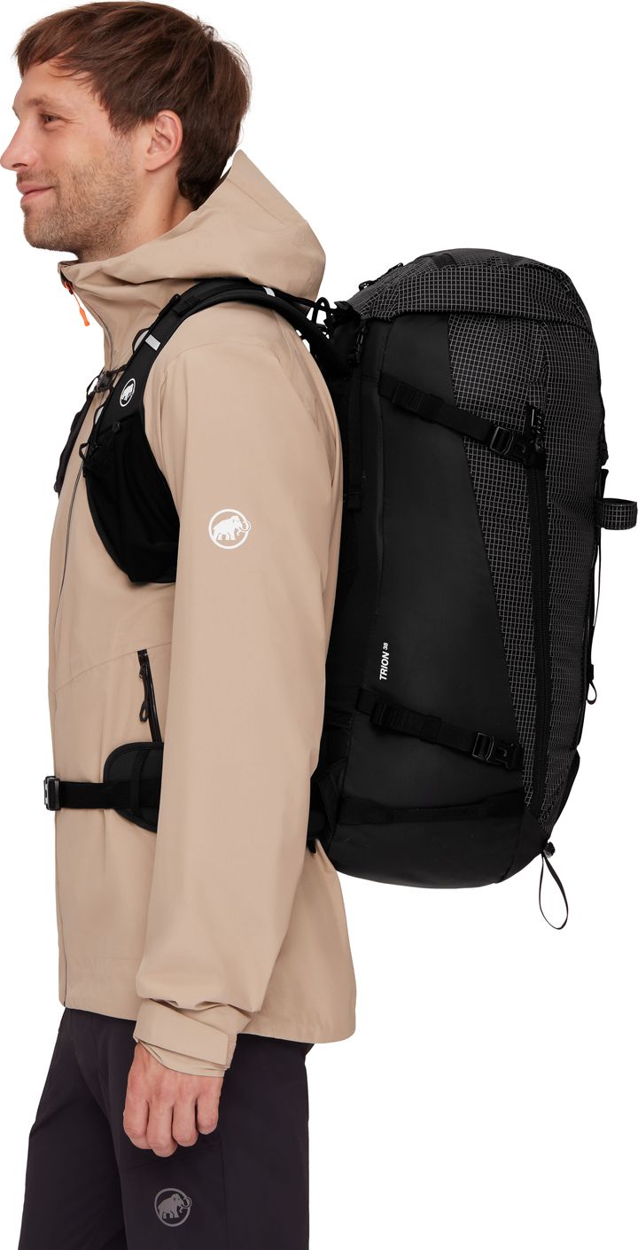 Mammut Trion 38 Black Mammut