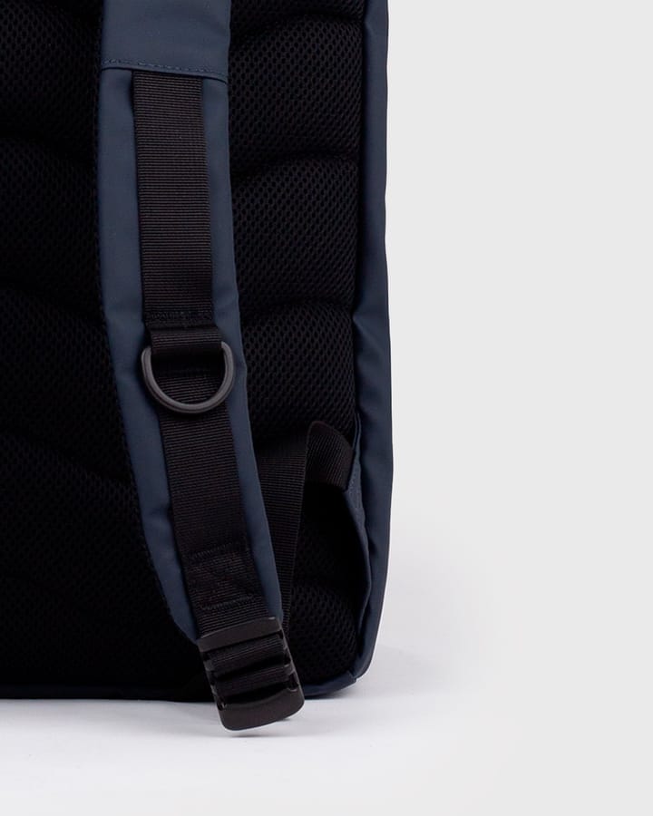 Sandqvist Stream Slim Rolltop L Blue Sandqvist