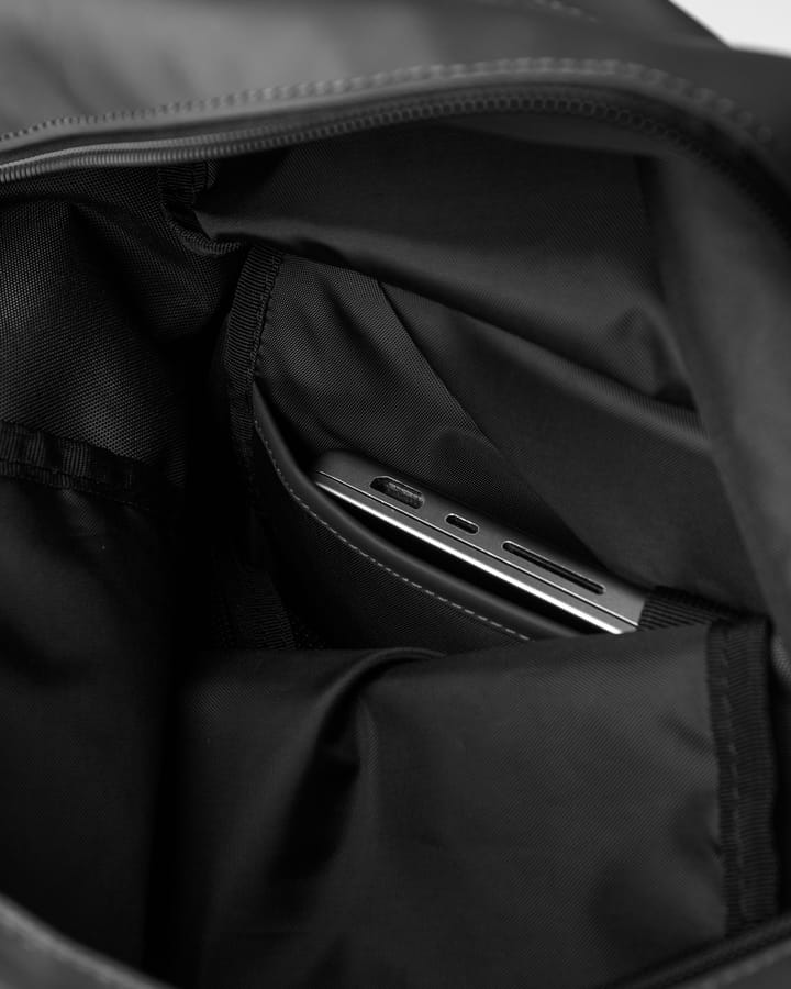 Sandqvist Stream Rolltop Backpack L Black Sandqvist Sandqvist Stream Rolltop Backpack L Black Sandqvist