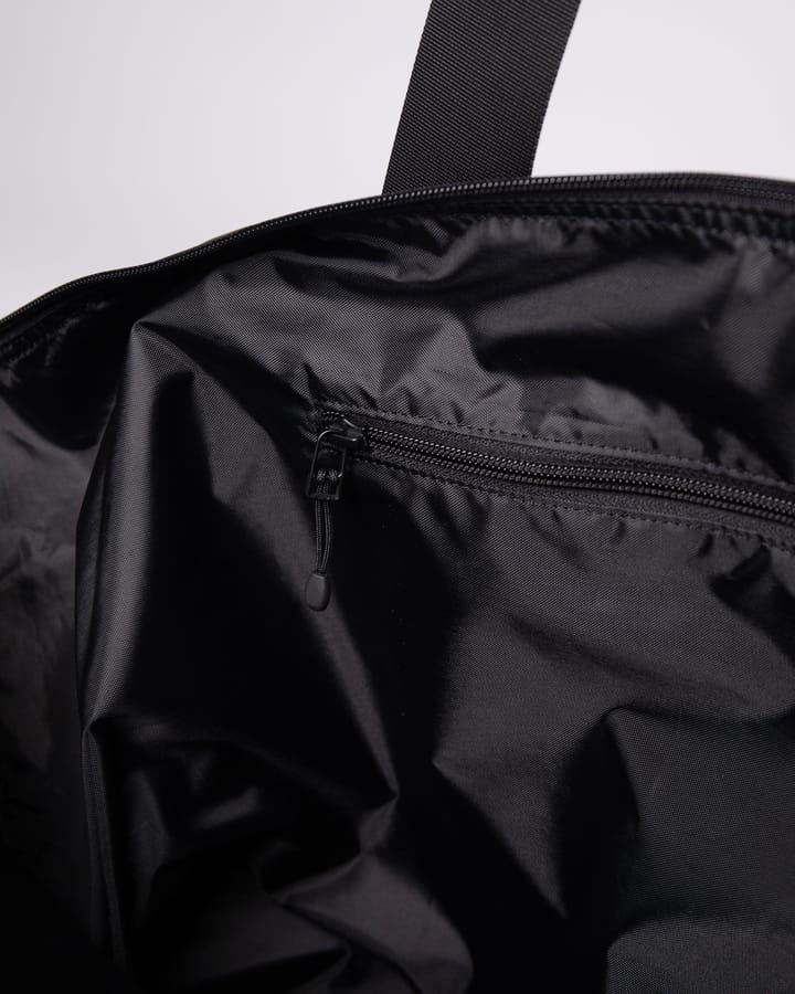 Sandqvist Stream Weekender Bag Black Sandqvist Sandqvist Stream Weekender Bag Black Sandqvist