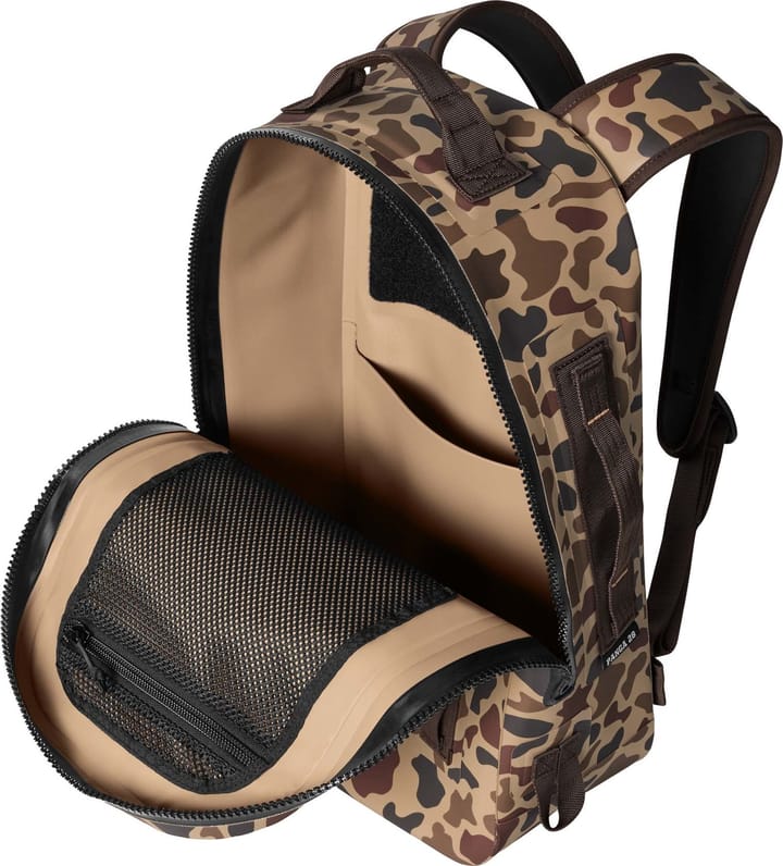 Yeti Panga 28 L Waterproof Backpack Wetlands Camo Yeti