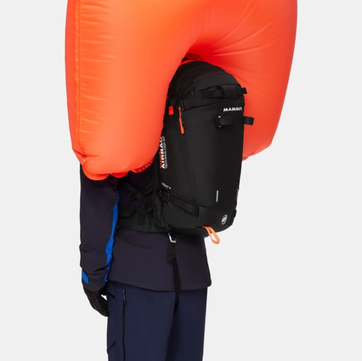 Mammut Light Protection Airbag 3.0 Black/Vibrant Orange Mammut Mammut Light Protection Airbag 3.0 Black/Vibrant Orange Mammut