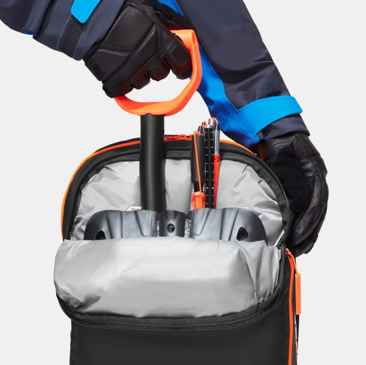 Mammut Light Protection Airbag 3.0 Black/Vibrant Orange Mammut Mammut Light Protection Airbag 3.0 Black/Vibrant Orange Mammut