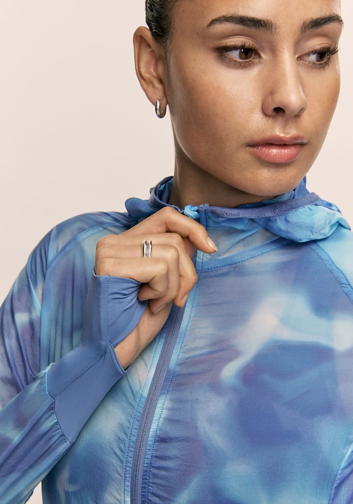 Casall Women's Breeze Printed Running Jacket Breeze Blue Shadow Casall