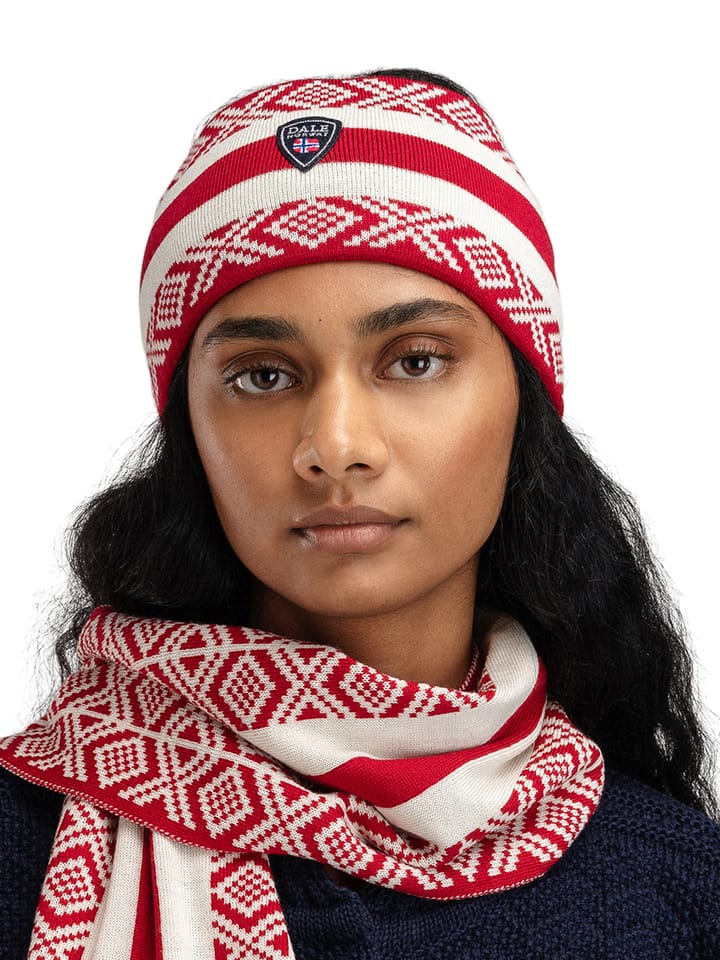 Dale of Norway Kvitegga Headband Raspberry Offwhite Dale of Norway Dale of Norway Kvitegga Headband Raspberry Offwhite Dale of Norway