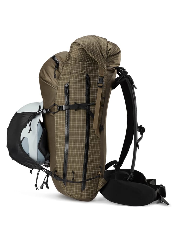 Arc'teryx Rush Sk 32 Backpack Black Arc'teryx Arc'teryx Rush Sk 32 Backpack Black Arc'teryx