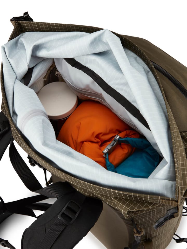 Arc'teryx Rush Sk 32 Backpack Black Arc'teryx Arc'teryx Rush Sk 32 Backpack Black Arc'teryx