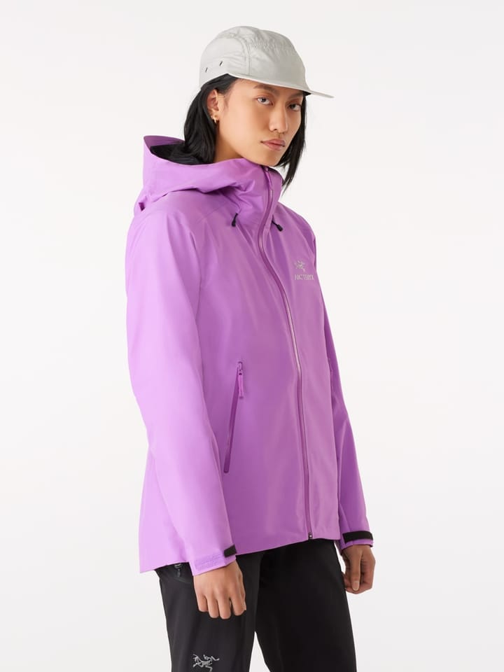 Arc'teryx Women's Beta LT Jacket Mesmer Arc'teryx Arc'teryx Women's Beta LT Jacket Mesmer Arc'teryx