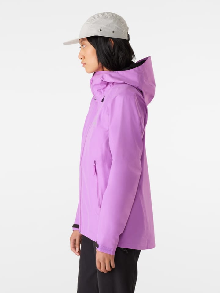 Arc'teryx Women's Beta LT Jacket Mesmer Arc'teryx Arc'teryx Women's Beta LT Jacket Mesmer Arc'teryx