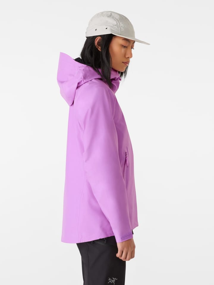Arc'teryx Women's Beta LT Jacket Mesmer Arc'teryx Arc'teryx Women's Beta LT Jacket Mesmer Arc'teryx