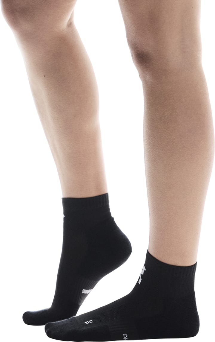 On Core Run Sock Mid 2P Black On