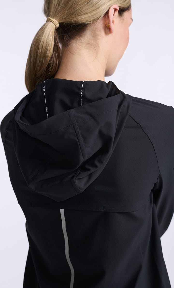 2XU Women's Aero Jacket Black/Silver Reflective 2XU