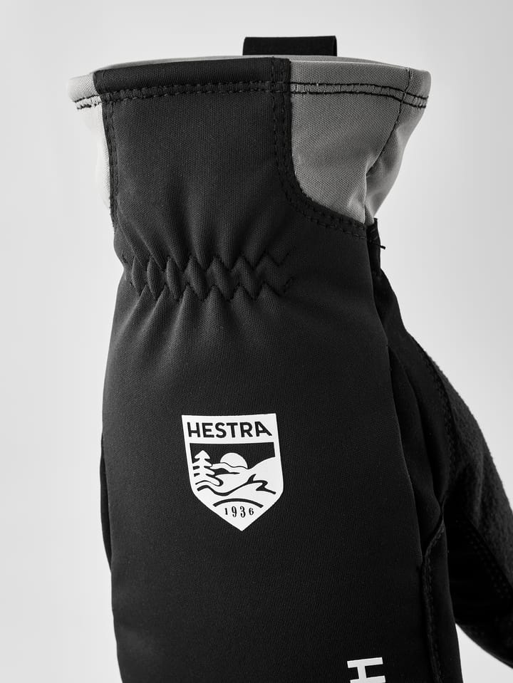 Hestra Women's XC Primaloft Mitt Black/black Hestra Hestra Women's XC Primaloft Mitt Black/black Hestra