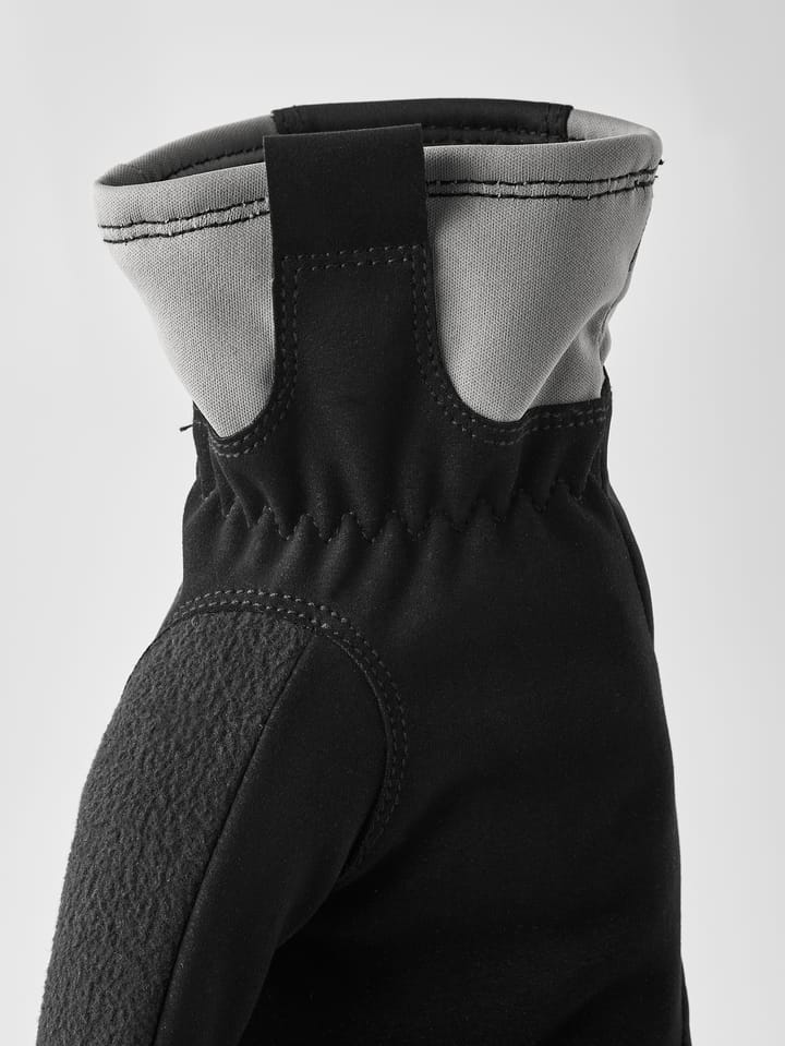 Hestra Women's XC Primaloft Mitt Black/black Hestra Hestra Women's XC Primaloft Mitt Black/black Hestra