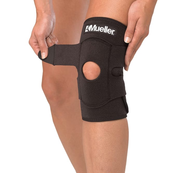 Mueller Adjustable Knee Support Black Mueller Mueller Adjustable Knee Support Black Mueller