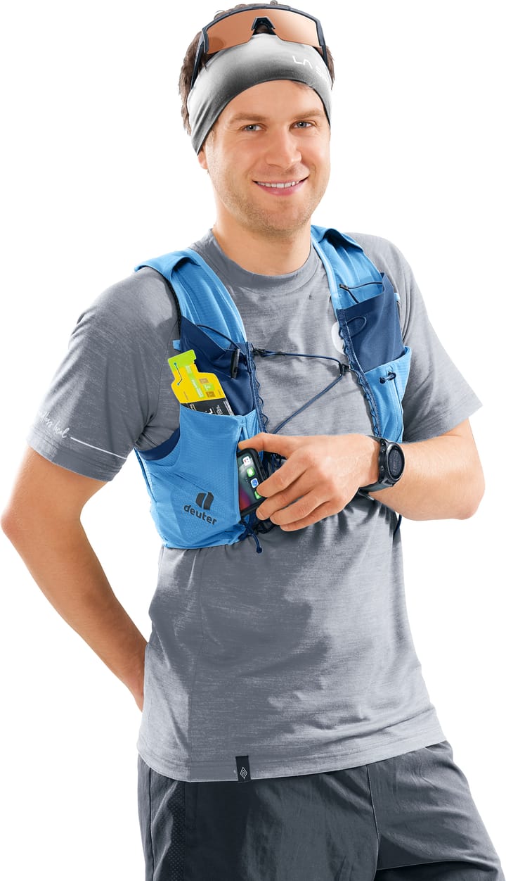 Deuter Traick 5 Neptune-nightblue Deuter Deuter Traick 5 Neptune-nightblue Deuter