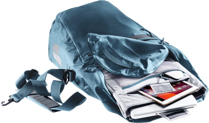 Deuter Mainhattan 17+10L Atlantic/Ink Deuter