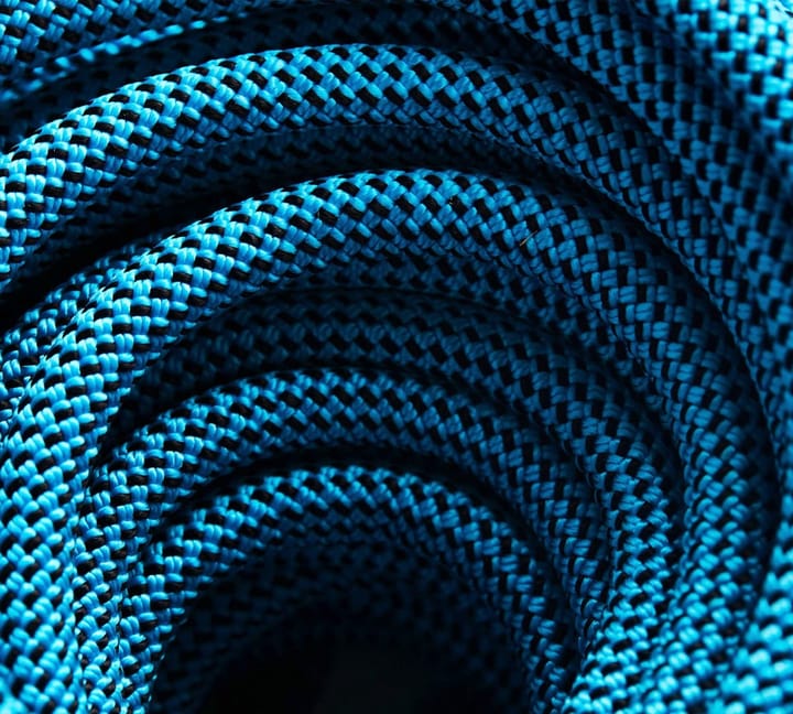 8.5 Dry Climbing Rope 60m Ultra Blue Black Diamond 8.5 Dry Climbing Rope 60m Ultra Blue Black Diamond
