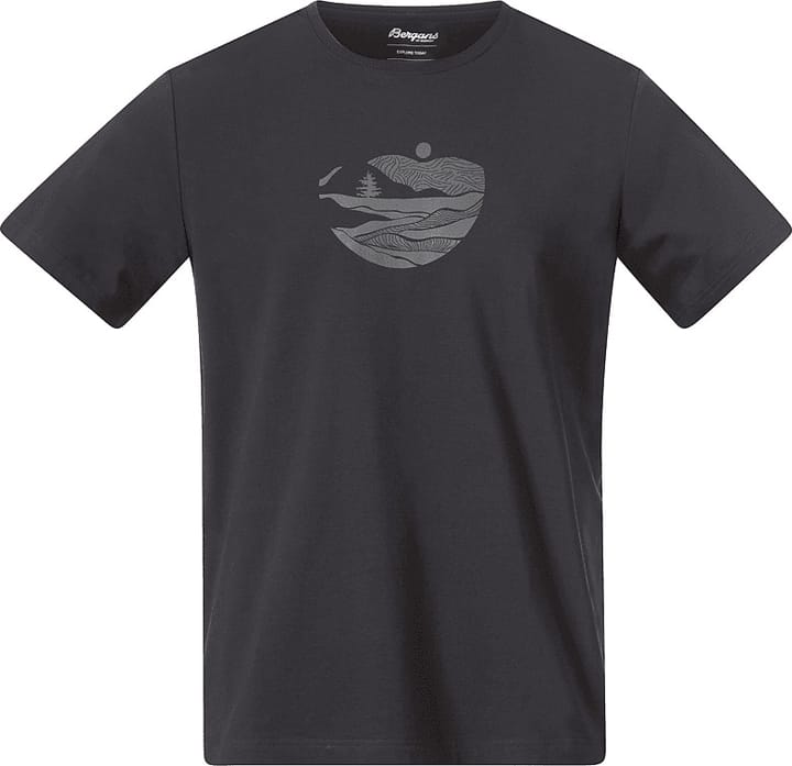 Bergans Men's Nordmarka Organic Cotton Print Tee Dark Shadow Grey/Dark Shadow Grey Sunset Bergans Bergans Men's Nordmarka Organic Cotton Print Tee Dark Shadow Grey/Dark Shadow Grey Sunset Bergans