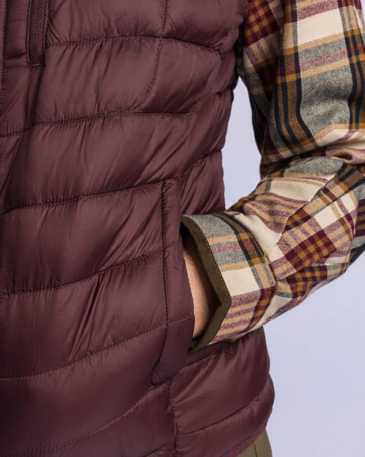 Pinewood Women's Abisko Insulation Vest Earth Plum Pinewood