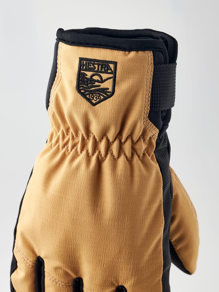 Hestra Juniors' Ferox Primaloft 5-Finger Sand Hestra Hestra Juniors' Ferox Primaloft 5-Finger Sand Hestra