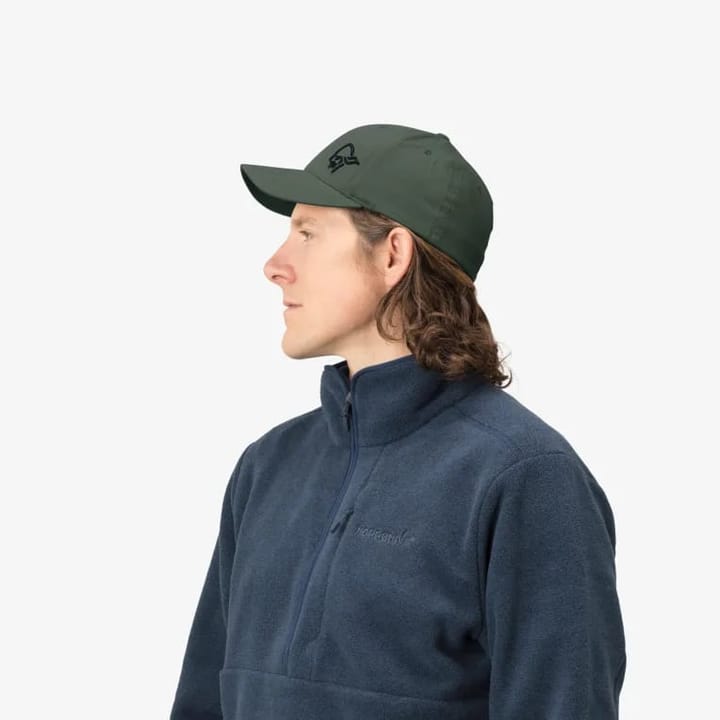 Norrøna /29 Flexfit Cap Olive Night/Caviar Norrøna