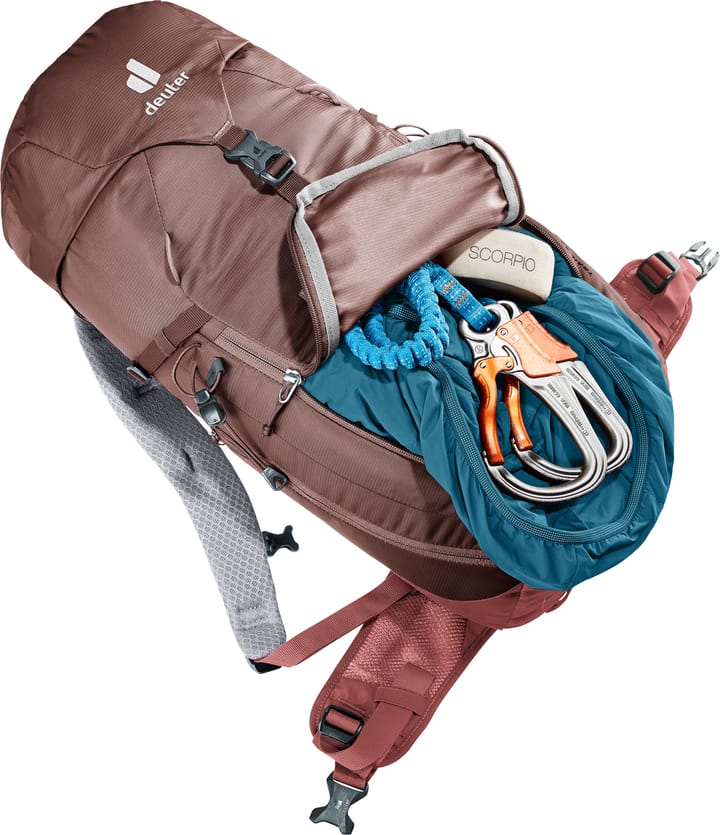 Deuter Women's Trail 22 SL Raisin-Caspia Deuter Deuter Women's Trail 22 SL Raisin-Caspia Deuter