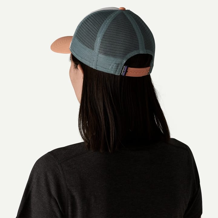 Patagonia P-6 Logo Lopro Trucker Hat White W/peach Sherbet Patagonia