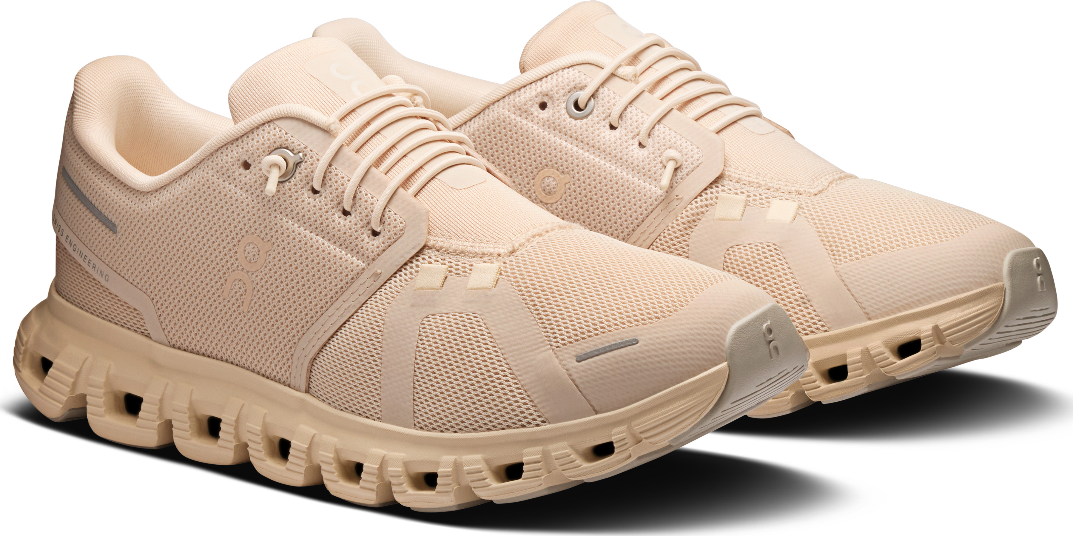 On Women’s Cloud 6 Sand/Sand