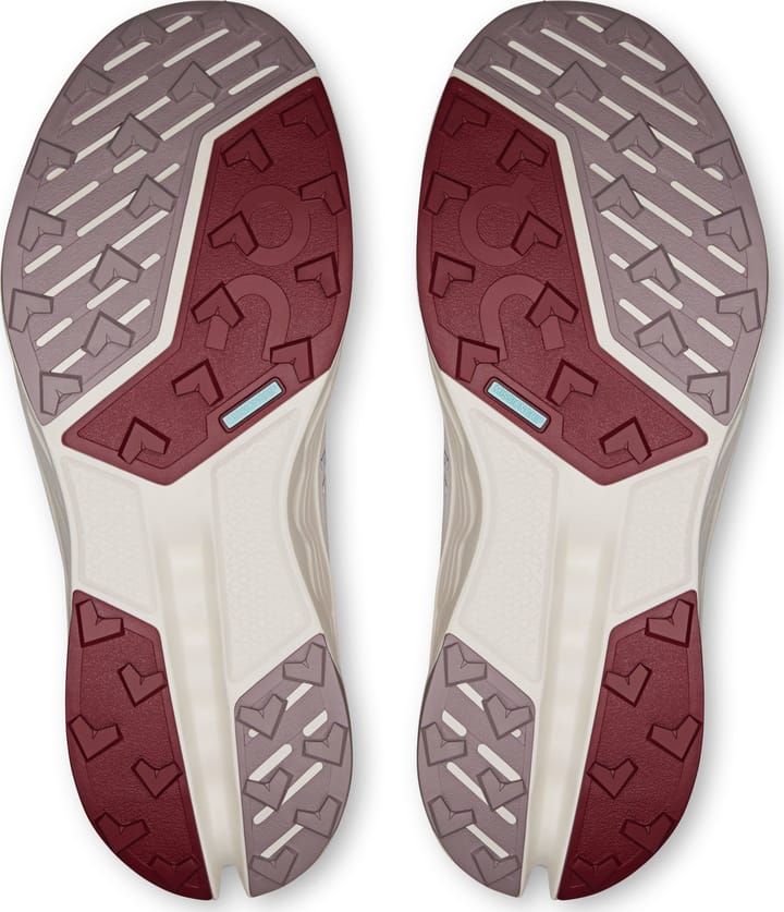 On Women's Cloudsurfer Trail 2 Lily/Gardenia On