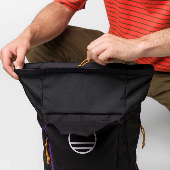 WildCountry Base Hauler 25 Backpack Black Wild Country