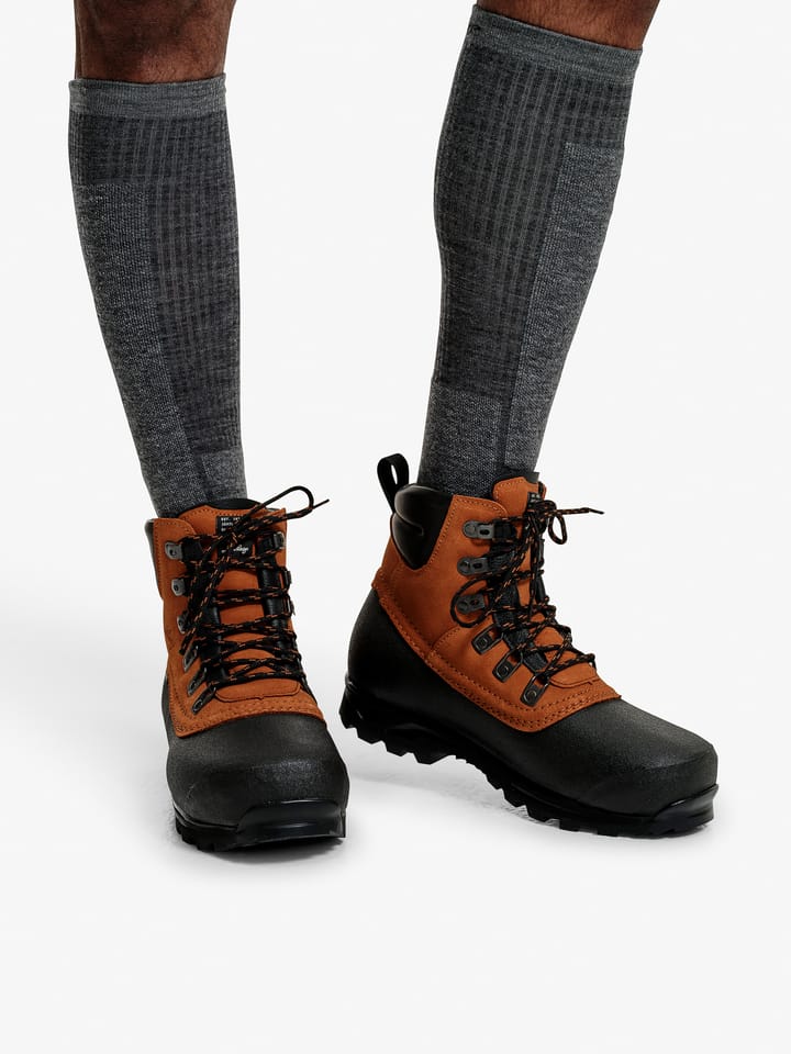 Lundhags Tjakke II Trekking Boot Mid Dark Almond Lundhags