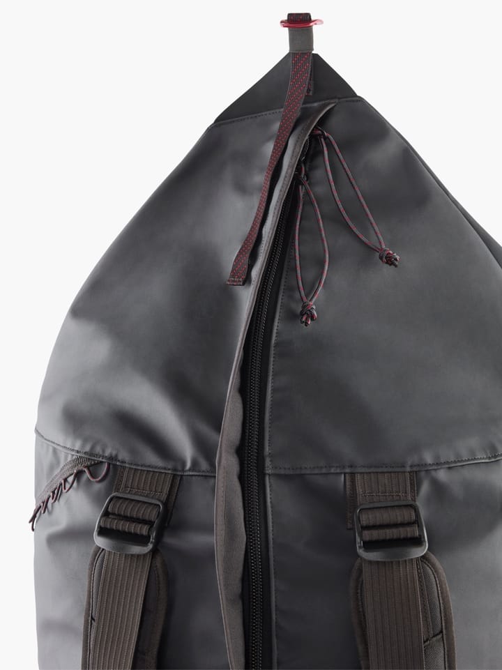 Klättermusen Ydalir Duffelbag 100l Raven 100L Klättermusen Klättermusen Ydalir Duffelbag 100l Raven 100L Klättermusen