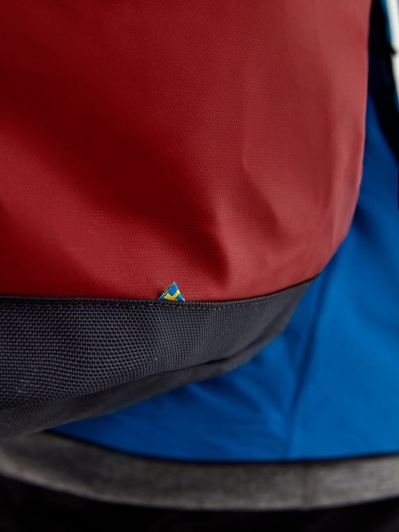 Klättermusen Ydalir Duffelbag 100l Burnt Russet-Raven 100L Klättermusen Klättermusen Ydalir Duffelbag 100l Burnt Russet-Raven 100L Klättermusen