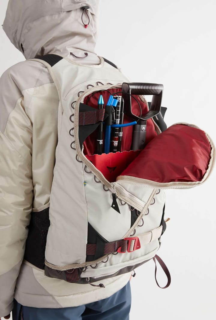 Klättermusen Jökull Backpack 18l Rose Red Klättermusen Klättermusen Jökull Backpack 18l Rose Red Klättermusen