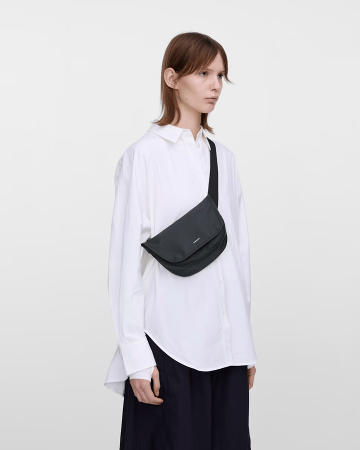 Sandqvist Stream Messenger Mini Black Sandqvist Sandqvist Stream Messenger Mini Black Sandqvist