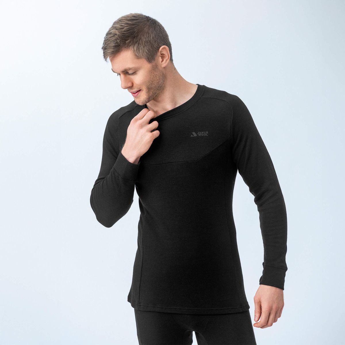 Janus Classic Merino 215 Crew M Black