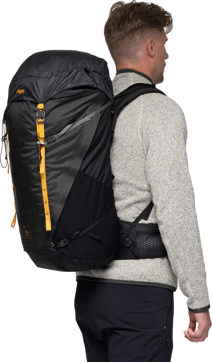 Bergans Helium V5 55 Dark Shadow Grey/Black/Golden Yellow Bergans