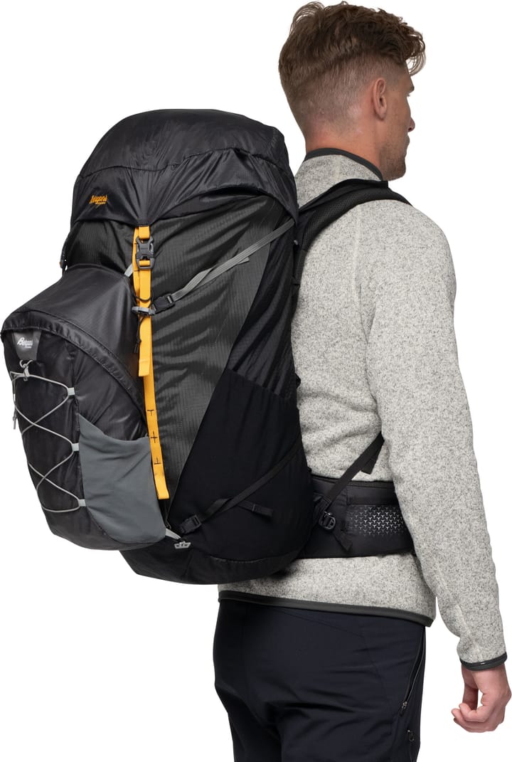 Bergans Helium V5 55 Dark Shadow Grey/Black/Golden Yellow Bergans