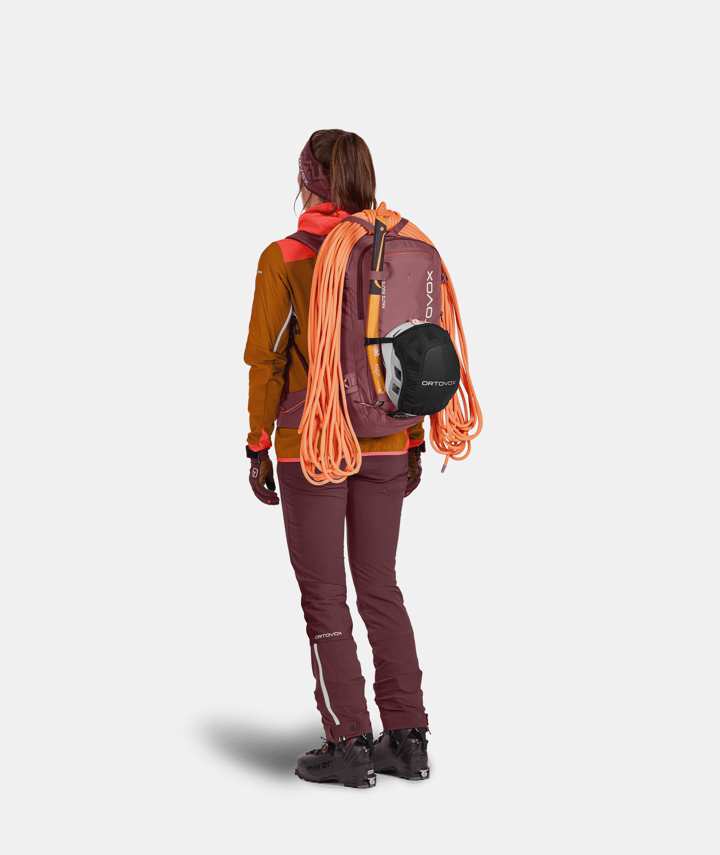 Ortovox Women's Haute Route 30 S Black Raven Ortovox Ortovox Women's Haute Route 30 S Black Raven Ortovox