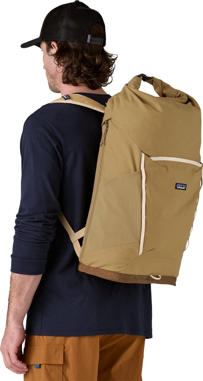 Patagonia Fieldsmith Roll Top Pack 32L Classic Tan Patagonia