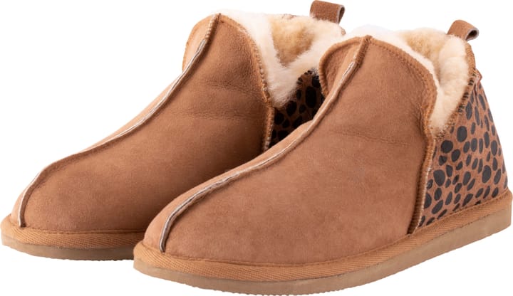 Shepherd of Sweden Annie Leopard/Chestnut Shepherd of Sweden