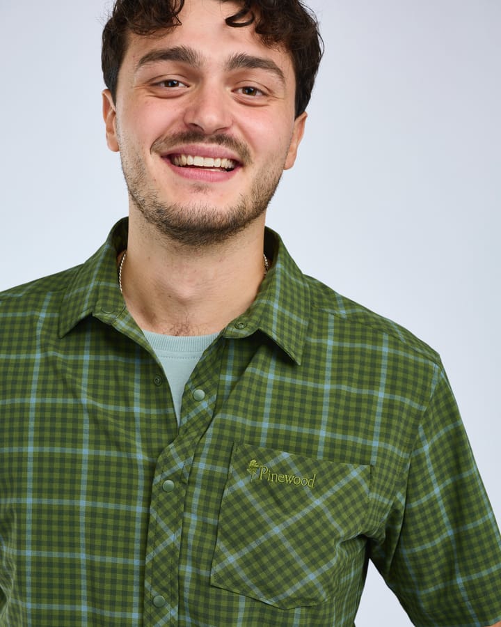 Pinewood Men's Outdoor Short Sleeved Shirt Pine Green Pinewood